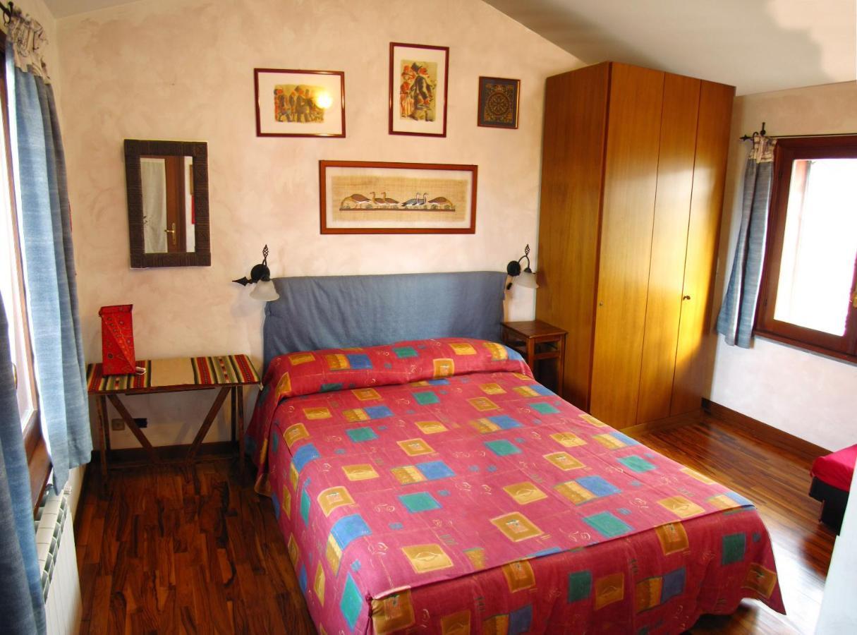 B&B Ai Glicini - Castelli Romani Marino Exteriör bild